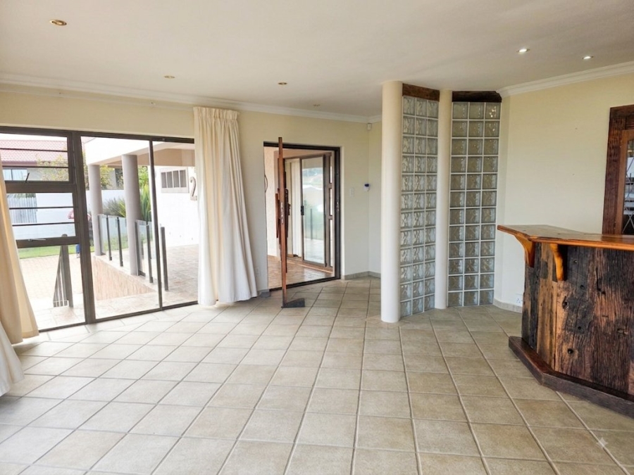 4 Bedroom Property for Sale in Dana Bay Western Cape